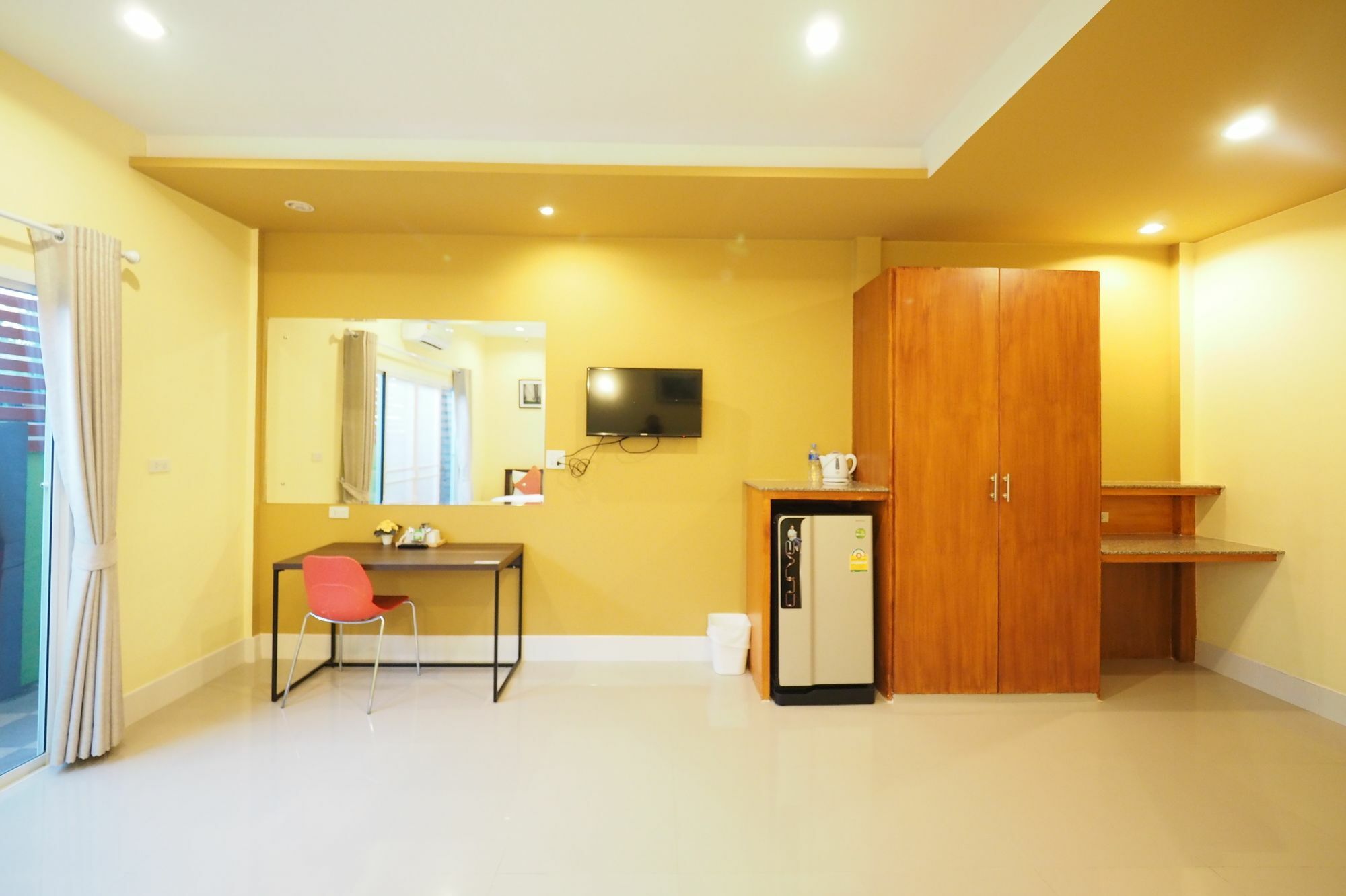Bann Lhong Rak Krabi town